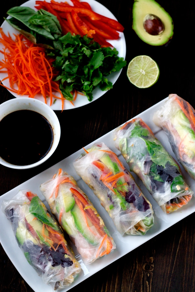 Fresh and Healthy Chicken and Vegetable Salad Rolls