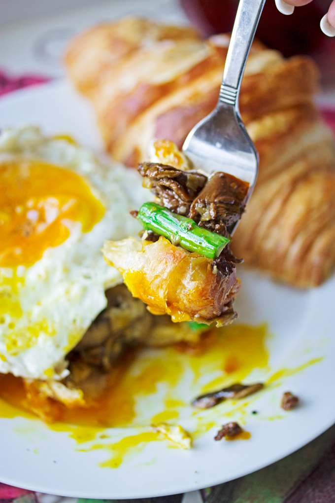Mushroom and Leek Croissant Topped with an Egg | A Mothers Day Brunch